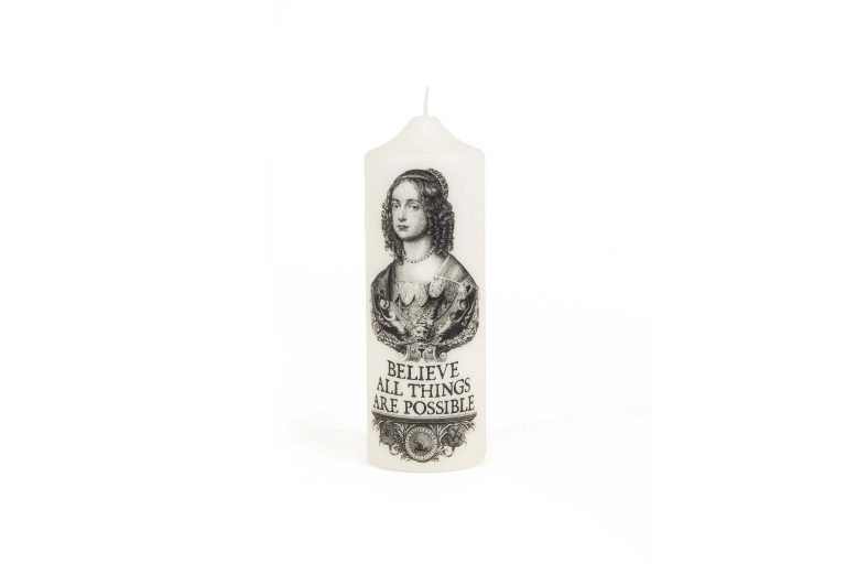 bougie pilier coreterno believe bougie decorative artisanale italienne cire haute qualite motif grave objet decoration interieur